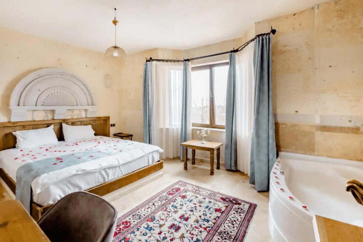 Castle Panorama House Ξενοδοχείο Νεβσεχίρ Εξωτερικό φωτογραφία