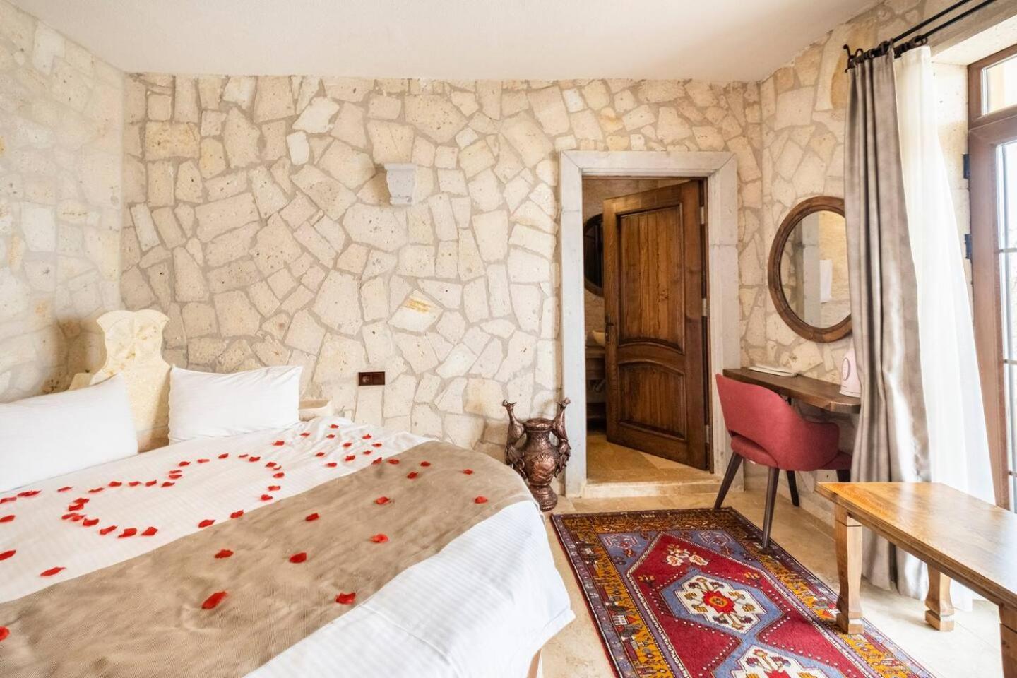 Castle Panorama House Ξενοδοχείο Νεβσεχίρ Εξωτερικό φωτογραφία